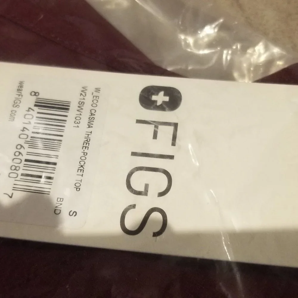 Figs scrubs set size small New with tags, never worn - Picture 2 of 4